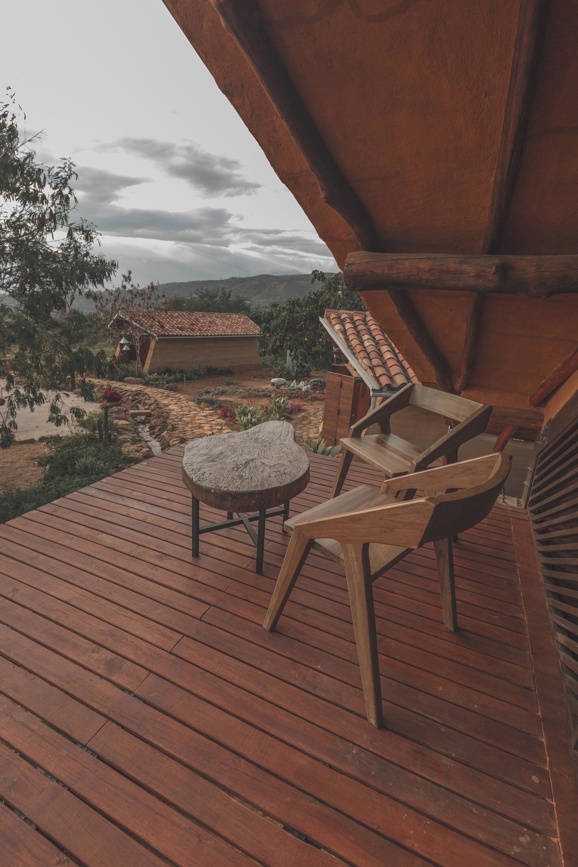 Family Cabin, Mountain View | Minibar, bed sheets