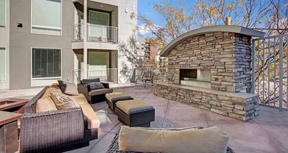 Ultra-Luxury 2BR Downtown Condo