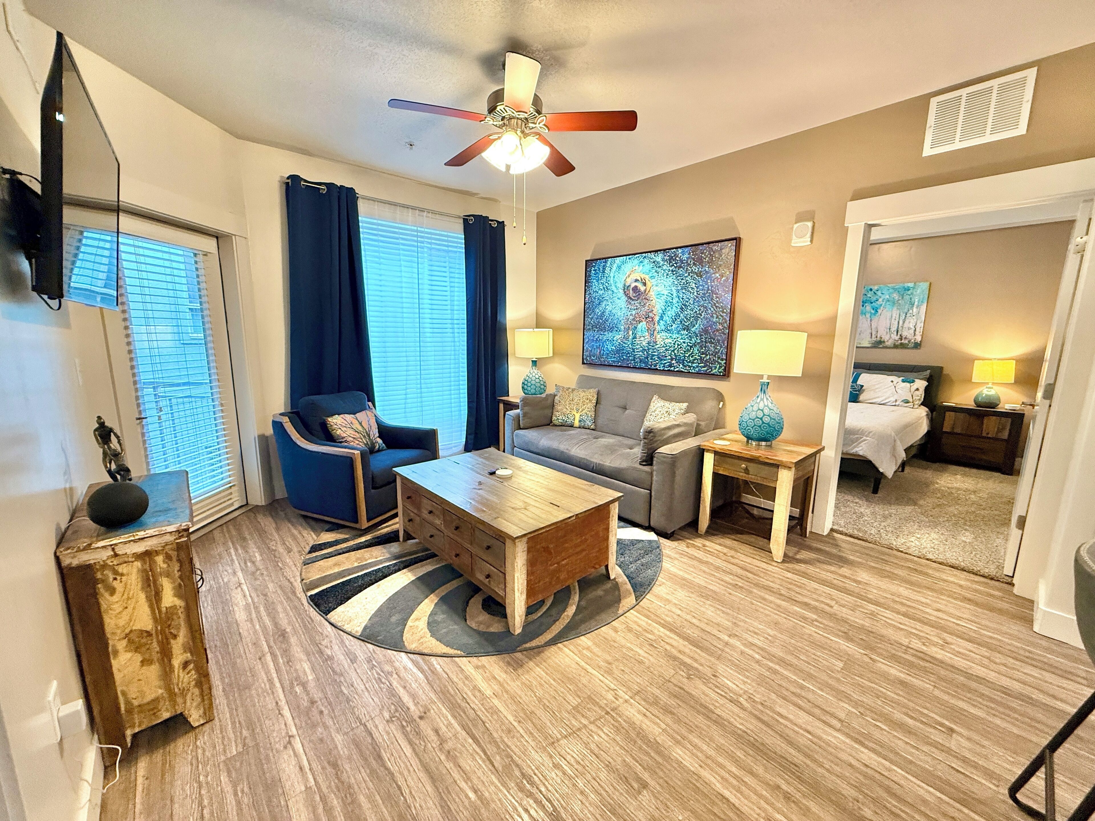 Condo Deluxe, 2 phòng ngủ, bếp | Khu phòng khách