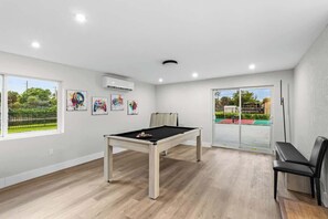 Spielezimmer