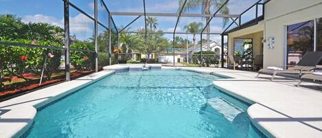 Piscine extérieure, piscine chauffée