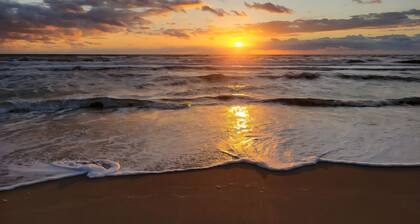 Wild Horses - 4x4 Beach - Quiet & Cozy