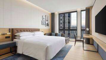 Premier Room, 1 King Bed, City View | In-room safe, blackout curtains, free cots/infant beds, free WiFi