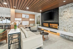 Lobby - Fairfield By Marriott Inn & Suites Emporia (Emporia)