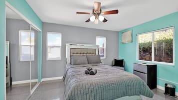 3 chambres, fer et planche Ă repasser, Wi-Fi, draps fournis