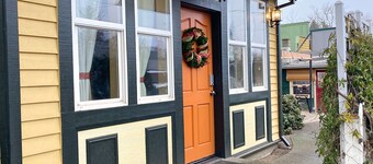 The Cottage Downtown!