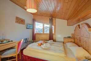 Bed - Hotel Relais Alpin Single Ski In-Out 2 125, Les Mosses, Switzerland (Les Mosses)