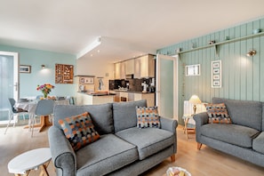House | 2 bedrooms - St Mary s Seaview - In Town Walls Close to Beach (Tenby)