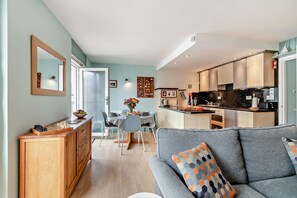 House | 2 bedrooms - St Mary s Seaview - In Town Walls Close to Beach (Tenby)