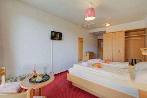 Wifi gratis y ropa de cama