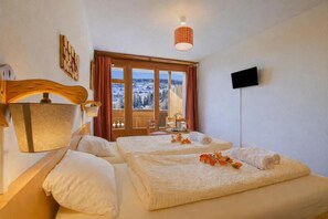 واي فاي مجانًا وملاءات أسرّة