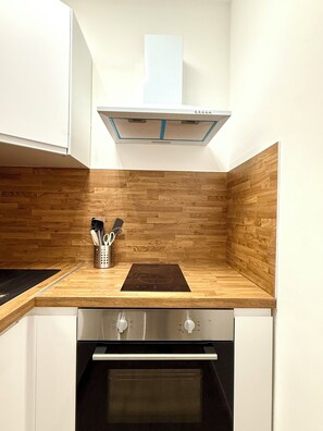 Electric kettle - Cosy studio en plein centre pour 2 (Liège)