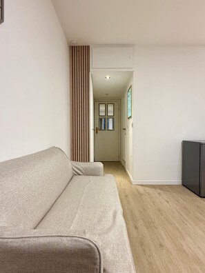 Electric kettle - Cosy studio en plein centre pour 2 (Liège)