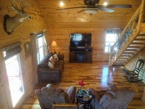 Smart TV, fireplace, books - Cat Gap Getaway on the Tallulah River (Clayton)