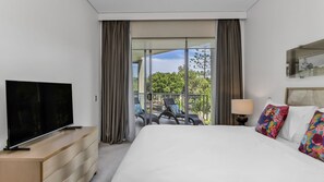 2 bedrooms, iron/ironing board, free WiFi, bed sheets - Luxury Ground Floor Apartment 1114 Bale (Kingscliff)