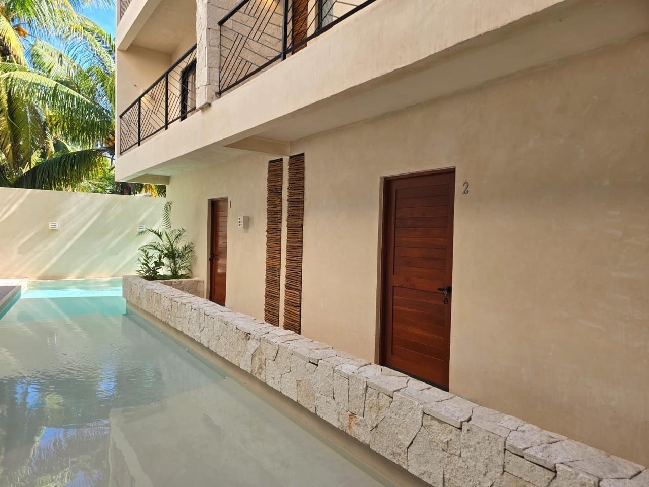 حمّام سباحة خارجي