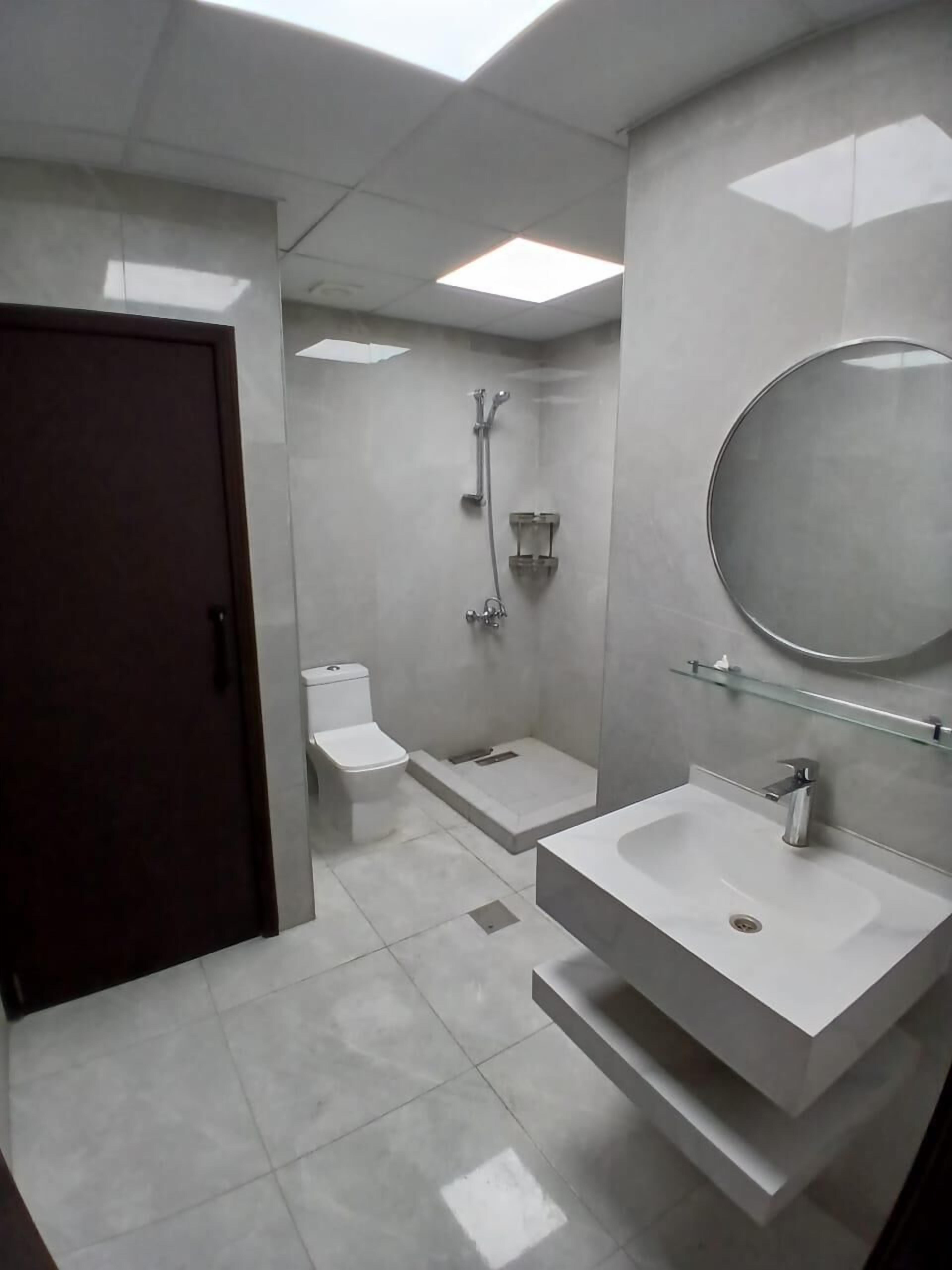 Shared Dormitory | Free WiFi