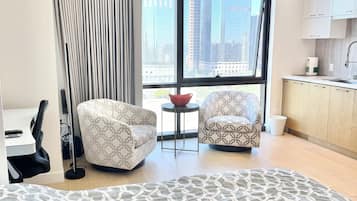 1 bedroom, internet, bed sheets