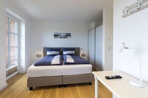 Strygejern/strygebræt, Wi-Fi, sengetøj