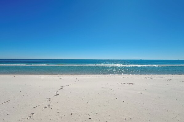 On the beach, sun-loungers - New! Super Cute 2BR "Almost" Beachfront Home, Gulf Views, Steps To Beach (Gulf Shores)
