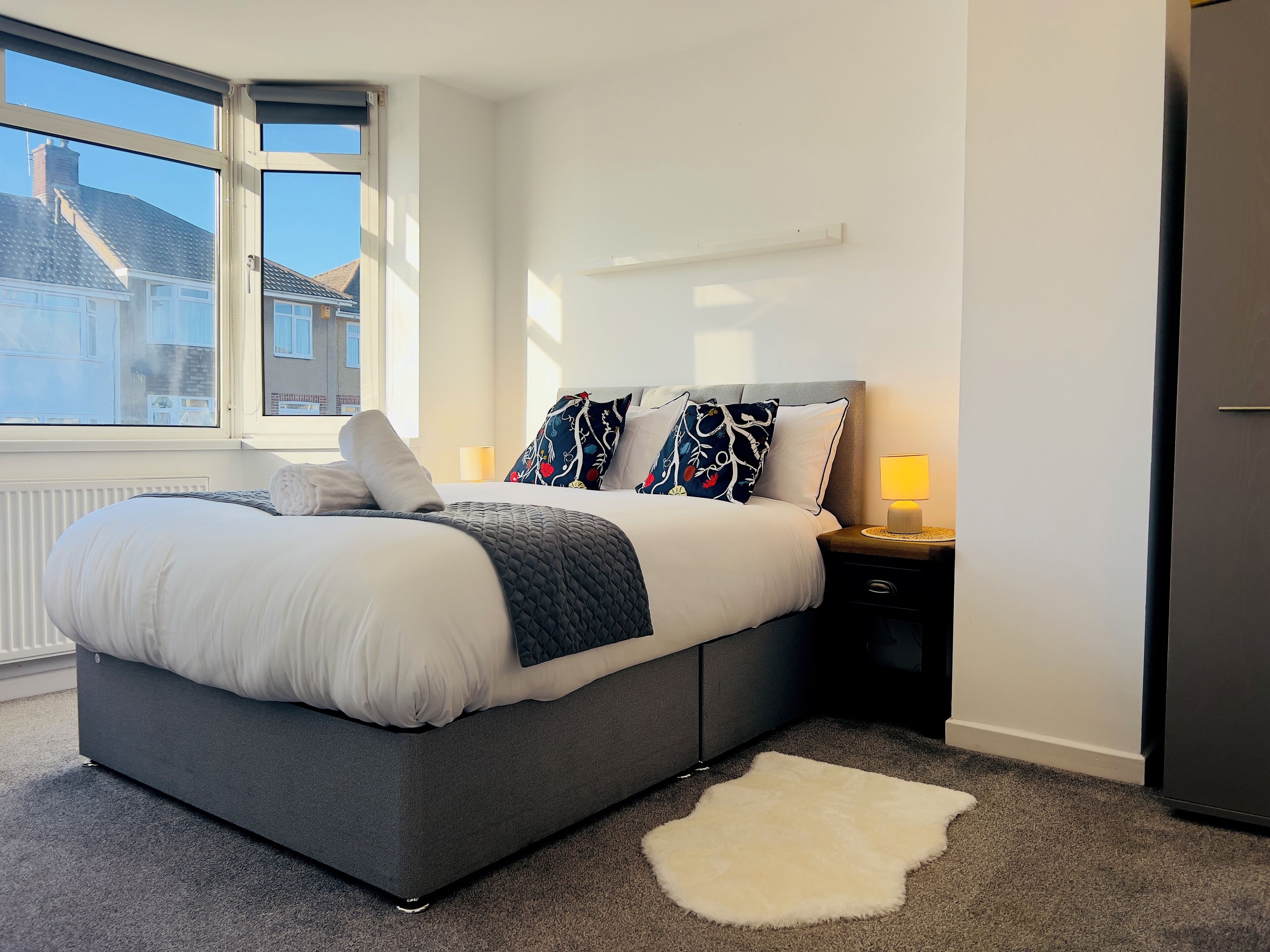 3 quartos, ferros/tábuas de passar roupa, Wi-Fi de cortesia