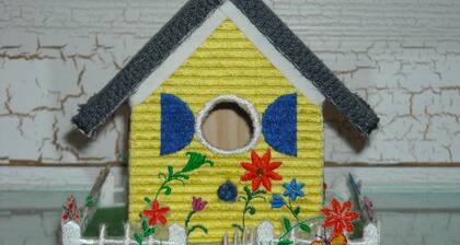 Cosy ski retreat on Copper Mountain w/artist studio. Pet-Friendly!