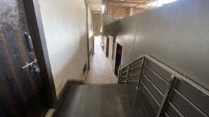 واجهة المنشأة