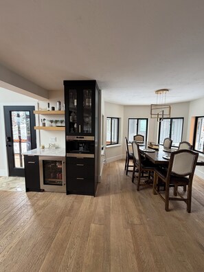 تناول الطعام