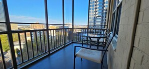 Interior - The View at Peachtree Towers (Atlanta)