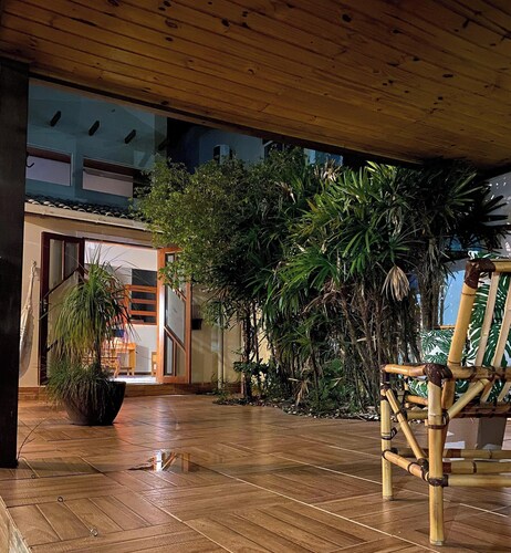 Casa 5 Ruas com Hidro - Rio Tavares Florianopolis