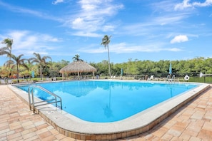 Piscine extérieure