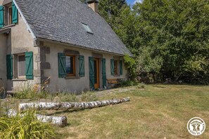 Exterior - Le 570 - SAINT SAUVES D'AUVERGNE (SAINT SAUVES D'AUVERGNE)