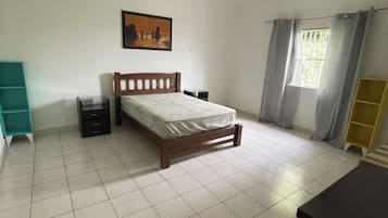 Comfort tweepersoonskamer, uitzicht op strand | Gratis wifi