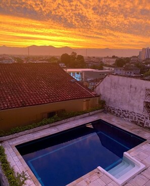 Outdoor pool - Hostel casarão  (São Vicente)