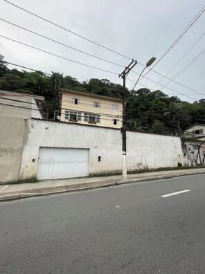 Overnatningsstedets facade