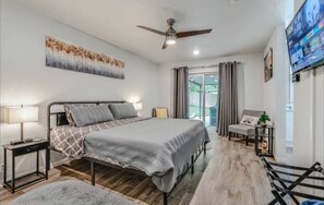 4 bedrooms, desk, iron/ironing board, travel cot - This house is a 3 bedroom(s), 2.5 bathrooms, located in San Antonio, TX. (San Antonio)