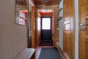 Interior - Arctic Nook House by Aavalevi (Levi)