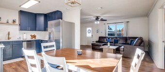 Clean 3-bedroom house with backyard in Pilot Point - BLUEBONNET