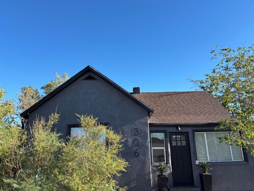 NEW 3-bedroom house in downtown Winslow