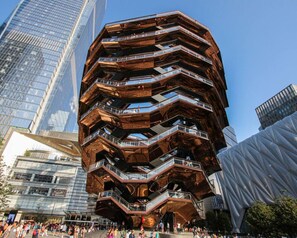 Exterior - Spacious Historic 3BR  Skyline Views near NYC (Hoboken)