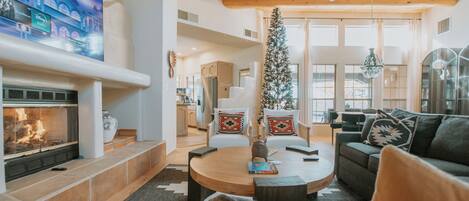 Télévision, cheminée