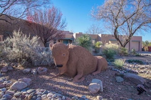 Property grounds - Buffalo Escape+Hot Tub+Pool+Mountain View+Pet Friendly+No Pet Fee! (Corrales)