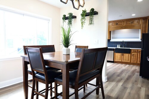 Fantastic cottage located within walking distance from charming old town Clinton