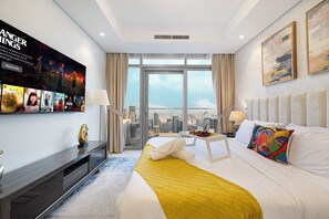 1 bedroom, iron/ironing board, WiFi, bed sheets - 58th Luxury Floor Burj Khalifa View - next to DUBAI MALL (Dubai)