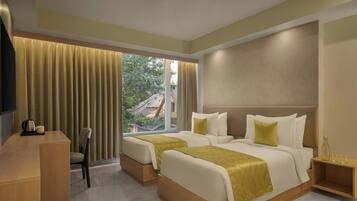 Studio, 2 Single Beds (No View)
