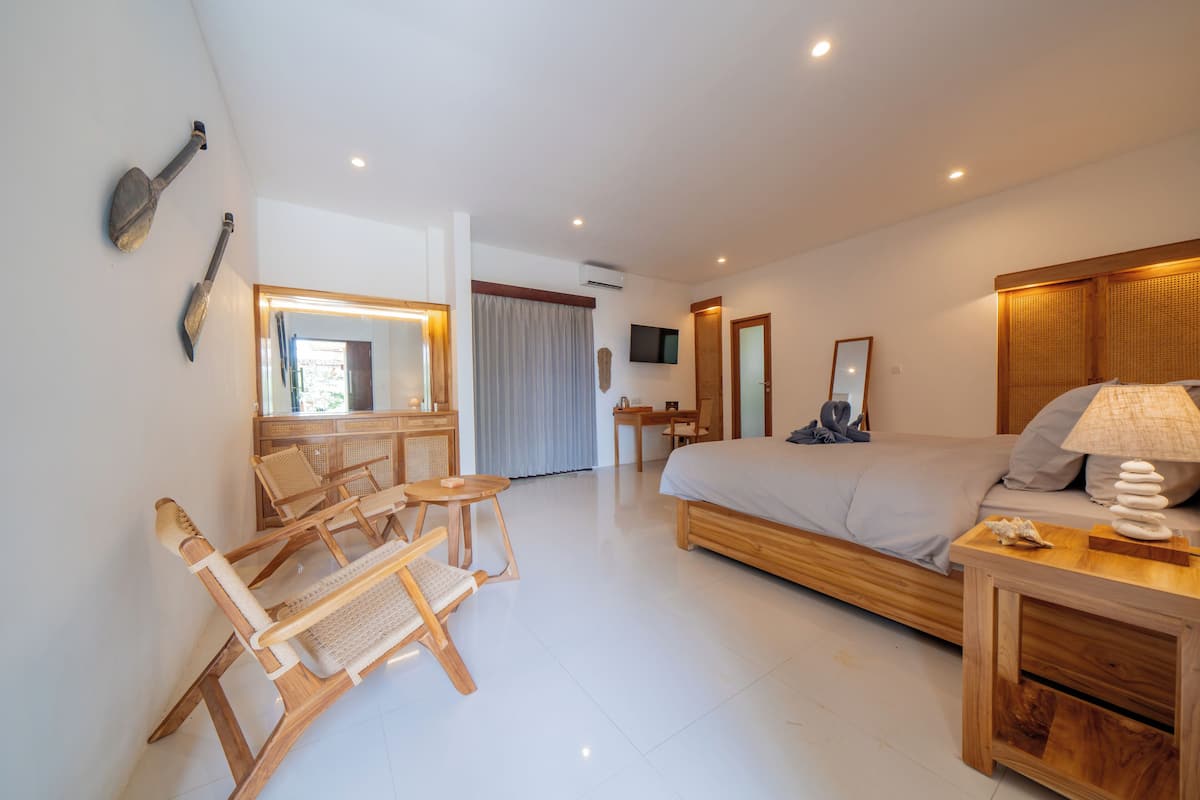 Habitación Deluxe doble | Caja fuerte, escritorio, espacio para trabajar con un portátil