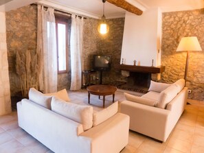 TV, DVD player - Vacation home AC20 by Interhome (Montbrun des Corbières)