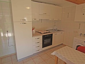 Fridge, microwave, oven, dishwasher - Anastasia 1 by Interhome (Lošinj / Veli Lošinj)