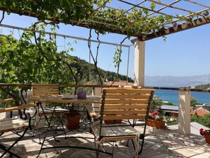 Outdoor dining - Villa Moj mir AP IV by Interhome (Brač/Povlja)