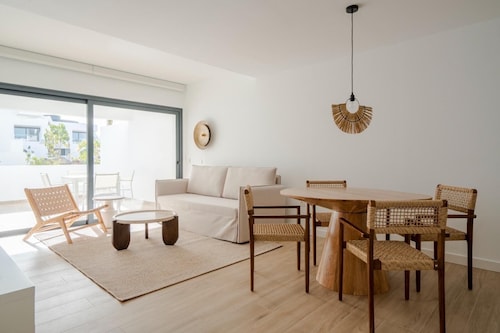 Sunny Oasis Apartment in La Oliva
